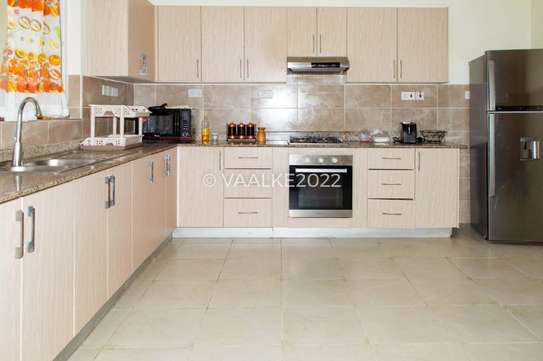 Furnished 3 Bed Apartment with Aircon in Westlands Area image 22