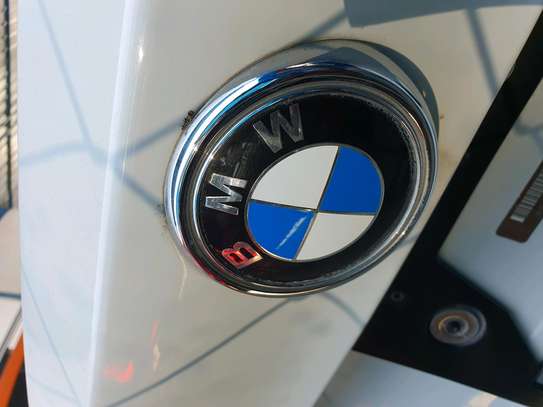 BMW X4 image 7
