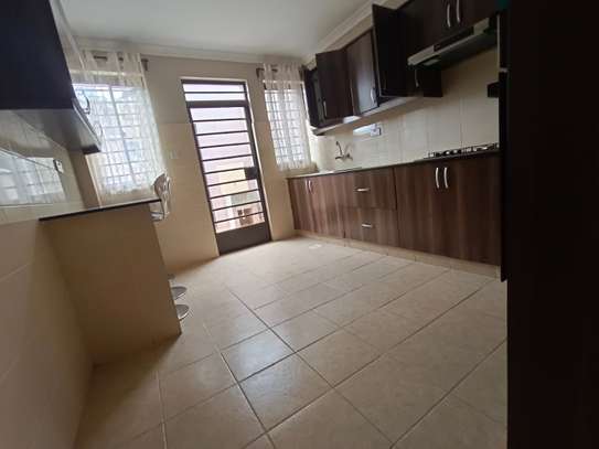 5 Bed Townhouse with En Suite at Community Road image 7