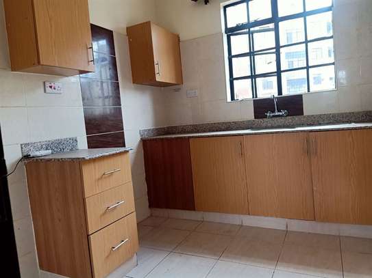 2 Bed Apartment with En Suite at Fourways Junction Estate image 19