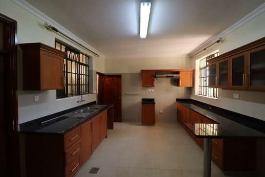 4 Bed Townhouse with En Suite at Chalbi Drive image 4