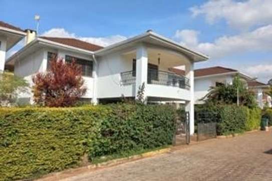 4 Bed Townhouse with En Suite at Brookside Estate image 15