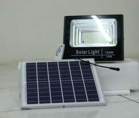 Solar floodlight /security light 100 watts image 2