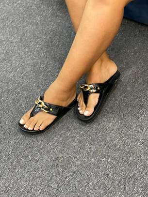 Black ladies fashion sandals image 1