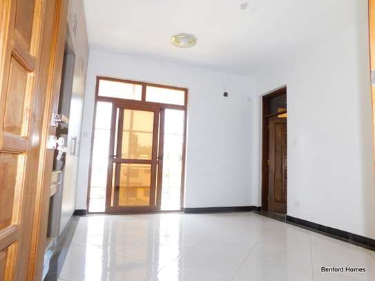 3 Bed Apartment with En Suite at Nyali image 11