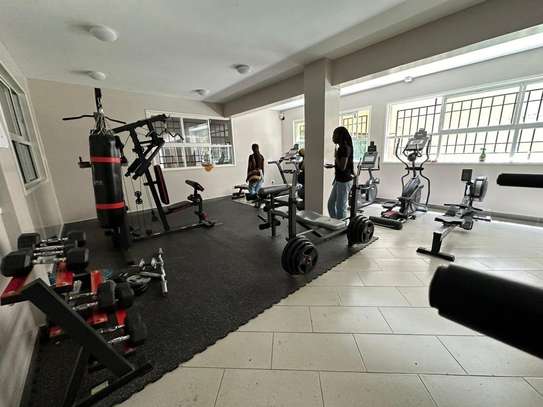3 Bed Apartment with En Suite at Riverside image 14