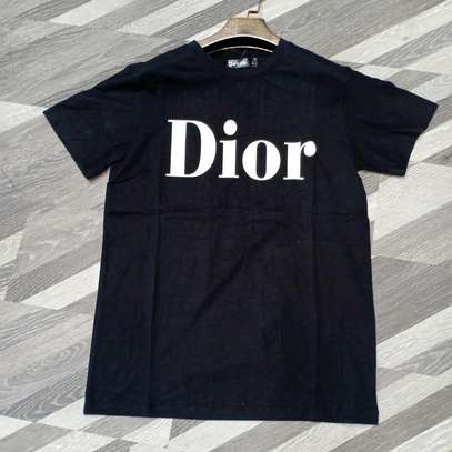Lv, Dior, Apple Designer Quality T Shirts
Ksh.1000 image 1