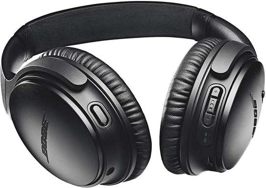 Bose QuietComfort 35 image 1