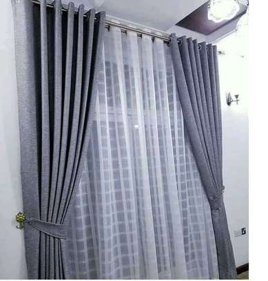 Patterned curtains image 3