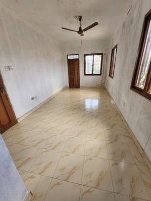 4 Bed House with En Suite at Utange image 1