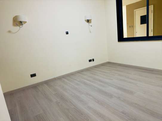 2 Bed Apartment with En Suite at Rhapta Road image 6