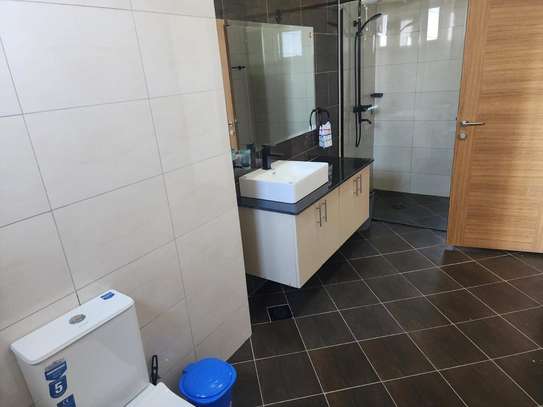Furnished 3 Bed Apartment with En Suite at Lantana Road image 14