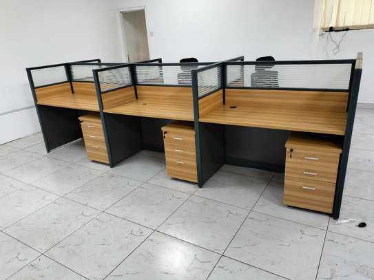 Office Workstation: 6 Person Open Plan Desk For Offices image 1