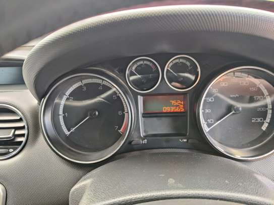 Peugeot 308 image 5