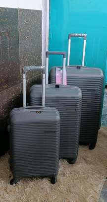 3-Piece Hard Shell Luggage Set Dark Gray Spinner image 3