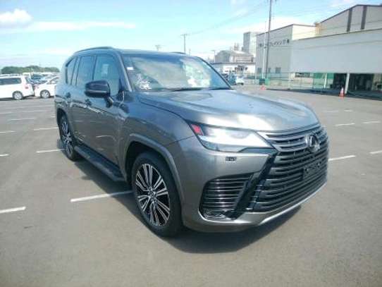 2022 Lexus LX600 image 15