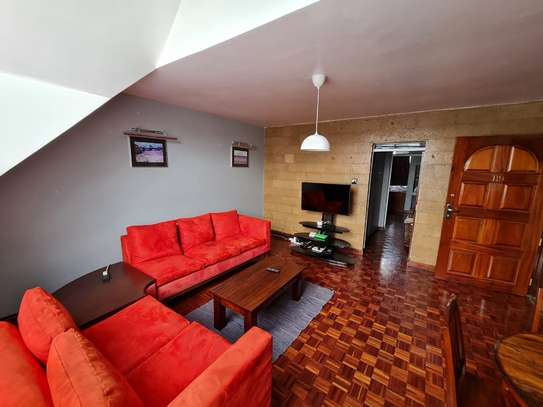 Furnished 1 Bed Apartment with Swimming Pool in Kilimani image 5