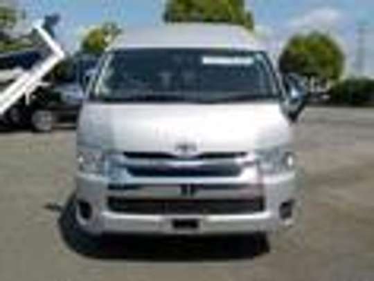 TOYOTA HIACE AUTO DIESEL NEW IMPORT. image 10