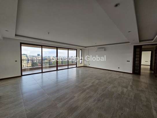 4 Bed Apartment with En Suite in Westlands Area image 11