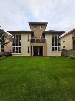 4 Bed Townhouse with En Suite at Runda image 11