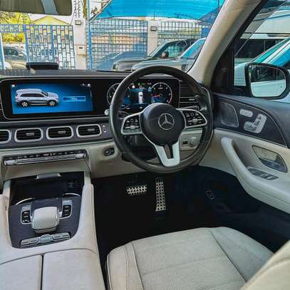 Mercedes Benz AMG GLS400d 2020 image 2