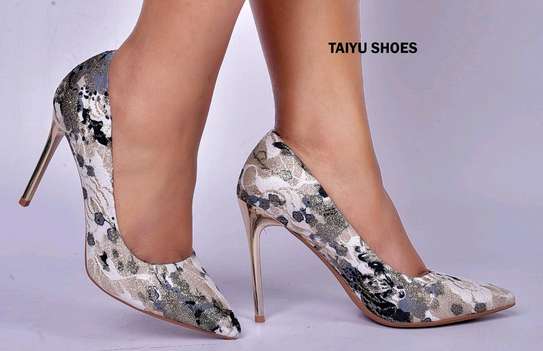 ✓°Women's Printed Embroidery high heels image 3