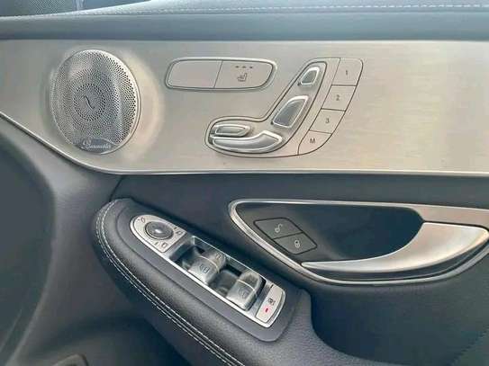 2016 Mercedes Benz GLC image 2