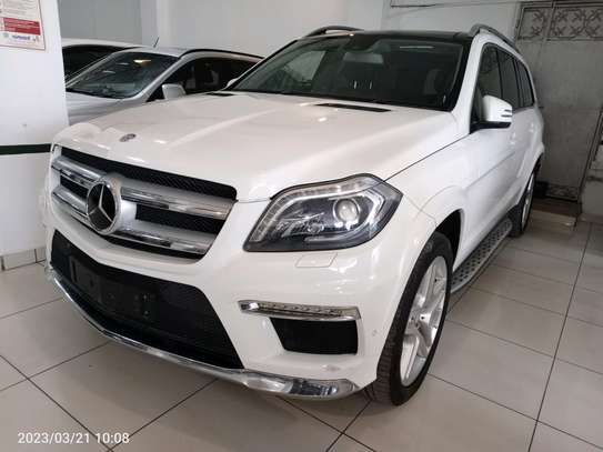 Mercedes Benz GLE 350 pearl image 6