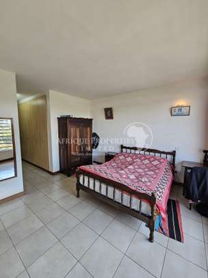 2 Bedroom All Ensuite Fully Furnished Apartment for Rent image 11