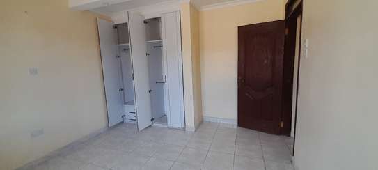 5 Bed House with En Suite at Merisho Road image 10
