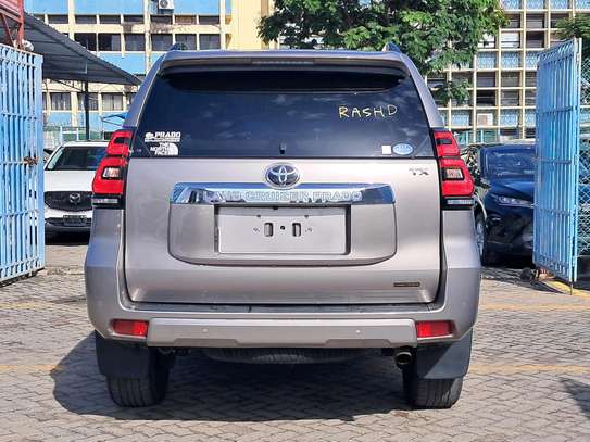 Toyota land Cruiser Prado TX-L 2020 image 14