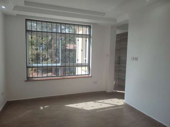 5 Bed House with En Suite in Thindigua image 9