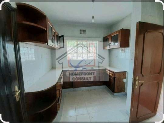 Exquisite 3bedroomed bungalow, master ensuite image 7