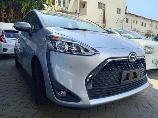 Toyota Sienta 2020 model image 10