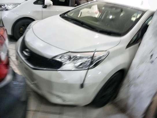 Nissan Note car image 3