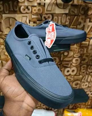 Unisex vans shoes image 6