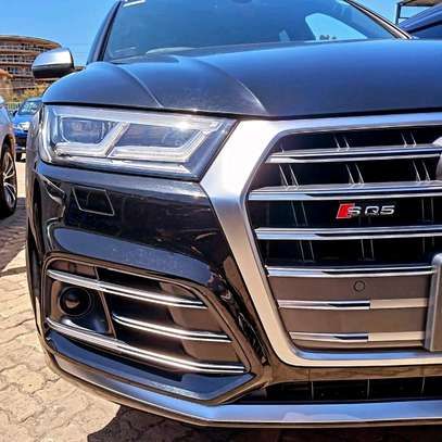 Audi Q5 Quattro S-line black 2018 image 9