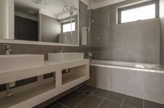 3 Bed Apartment with Swimming Pool in Thika Road image 10