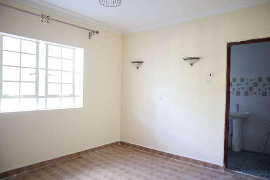 3 Bed House with En Suite in Ongata Rongai image 8