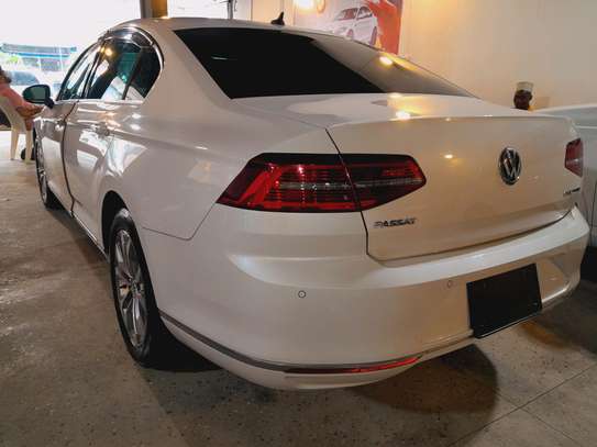 Volkswagen passat saloon  2016 TSi image 1