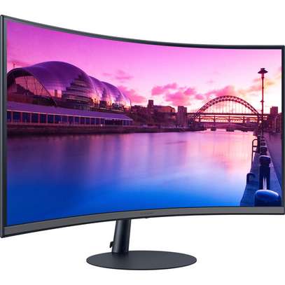 Samsung S3 27" Curved Frameless HD Monitor with Speakers image 3