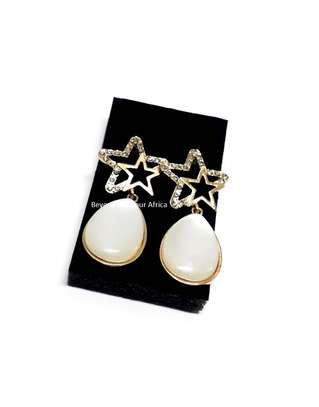 Womens Gold Tone Star Earrings image 3
