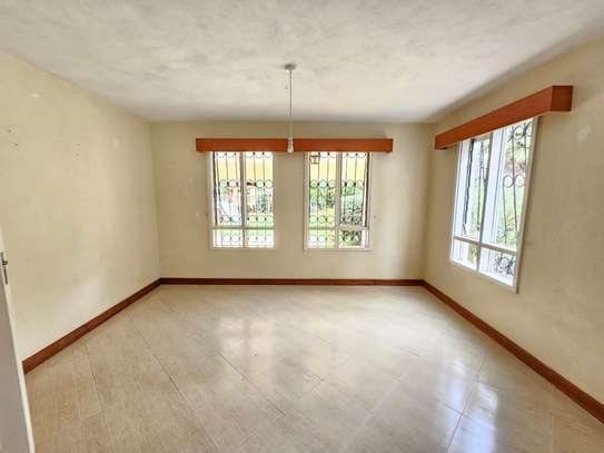 4 Bed House with En Suite in Lower Kabete image 15
