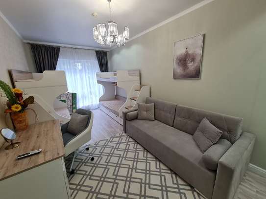 1 Bed Apartment with En Suite at East Church Road image 3