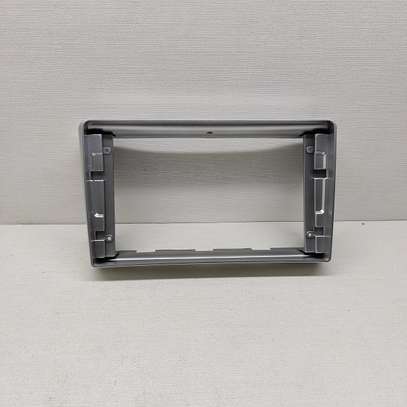 9" Radio console for Toyota Avensis Silver 03-11 image 2