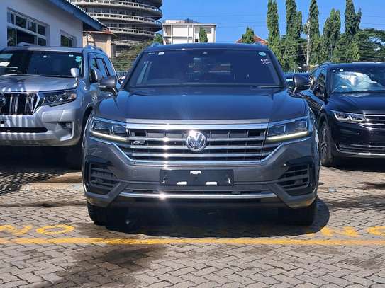 VOLKSWAGEN TOUAREG image 2