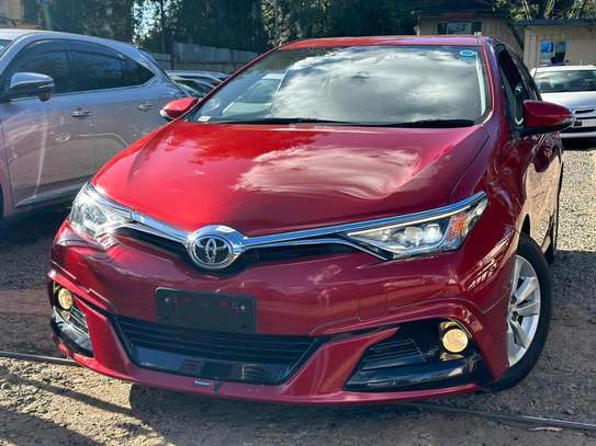 Toyota Auris Red color 2016 model New shape image 3