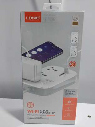 LDNIO Smart Wi-Fi Power Strip with 3 AC Outlets and 4 USB image 1