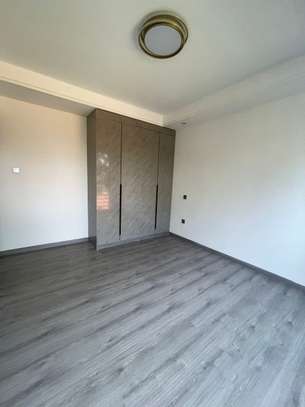 2 Bed Apartment with En Suite in Riverside image 6