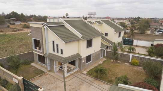 5 Bed House with En Suite at Kitengela image 3
